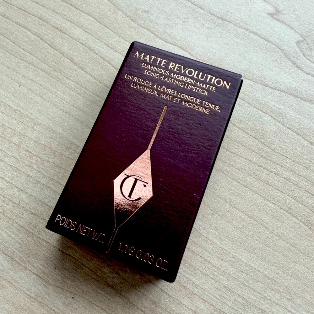 New in Box Charlotte Tilbury Matte Revolution Mini Lipstick Pillow Talk